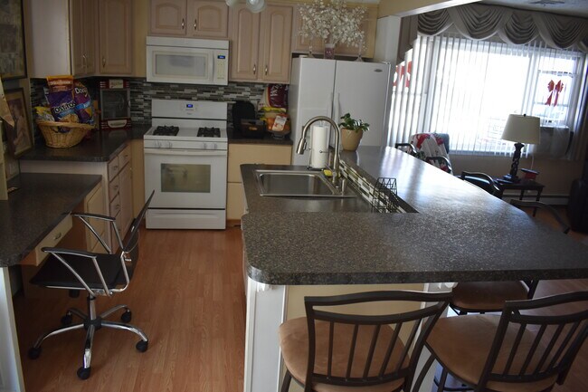 Foto del edificio - 4 Cindy St