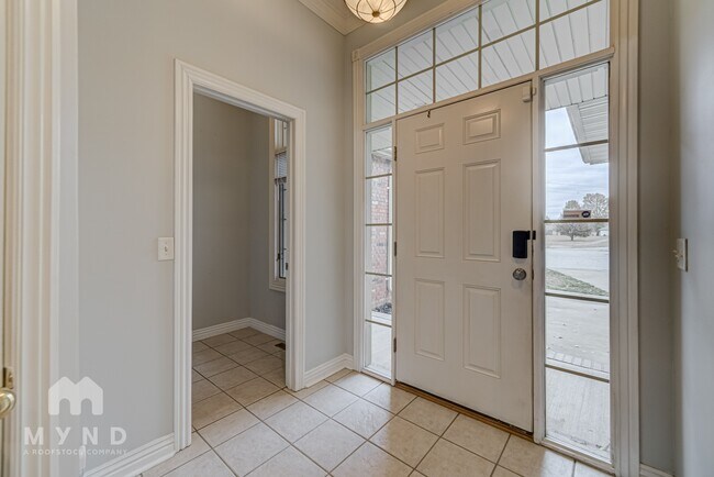 Foto del edificio - 3253 S Kickapoo Ave