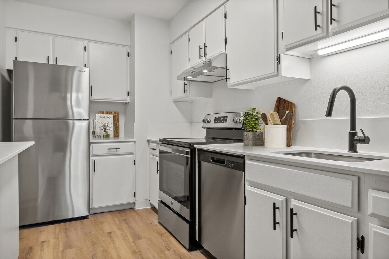 Foto principal - ReNew Laurelwood