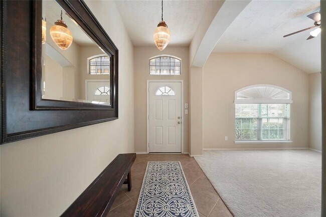 Foto del edificio - 14411 Dakota Bend Dr