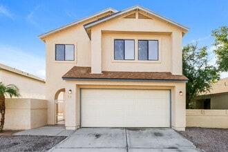 Building Photo - 921 S Val Vista Dr