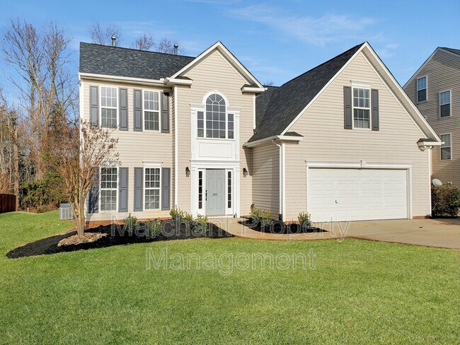 Building Photo - 383 Castleton Cir