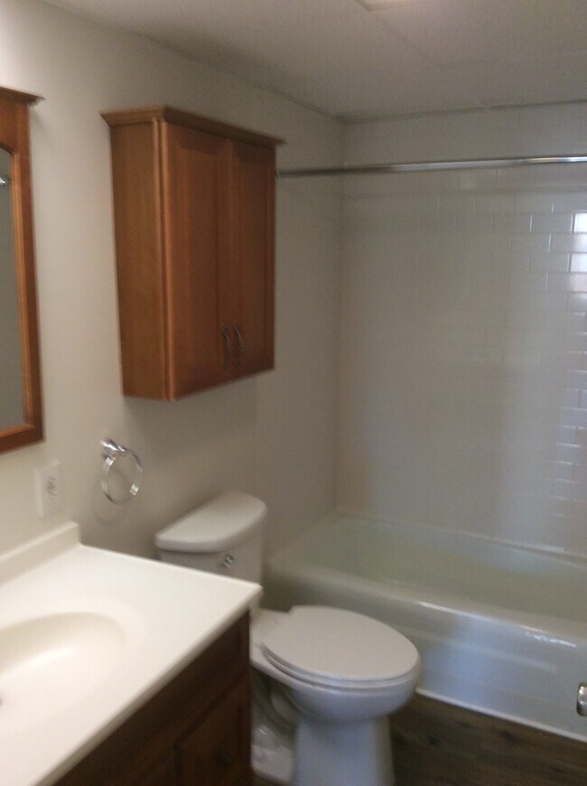 25 School St Unit 1, Plainville, MA 02762 Apartments in Plainville