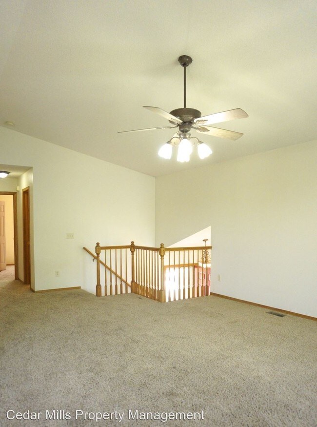 Building Photo - 4024 Farmstead St