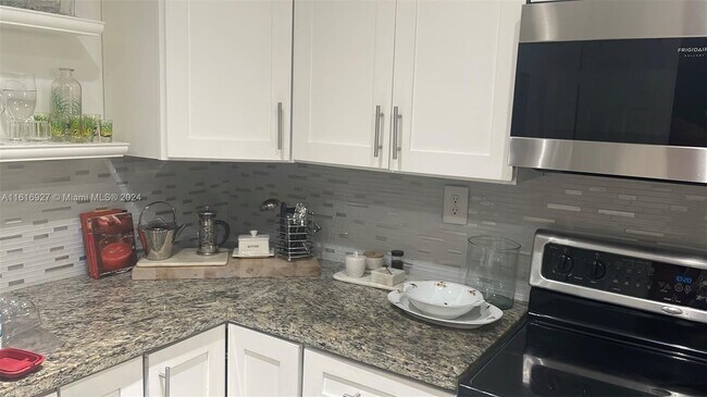Foto del edificio - 9280 SW 123rd Ct
