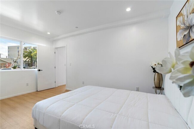 Foto del edificio - 2517 Alsace Ave