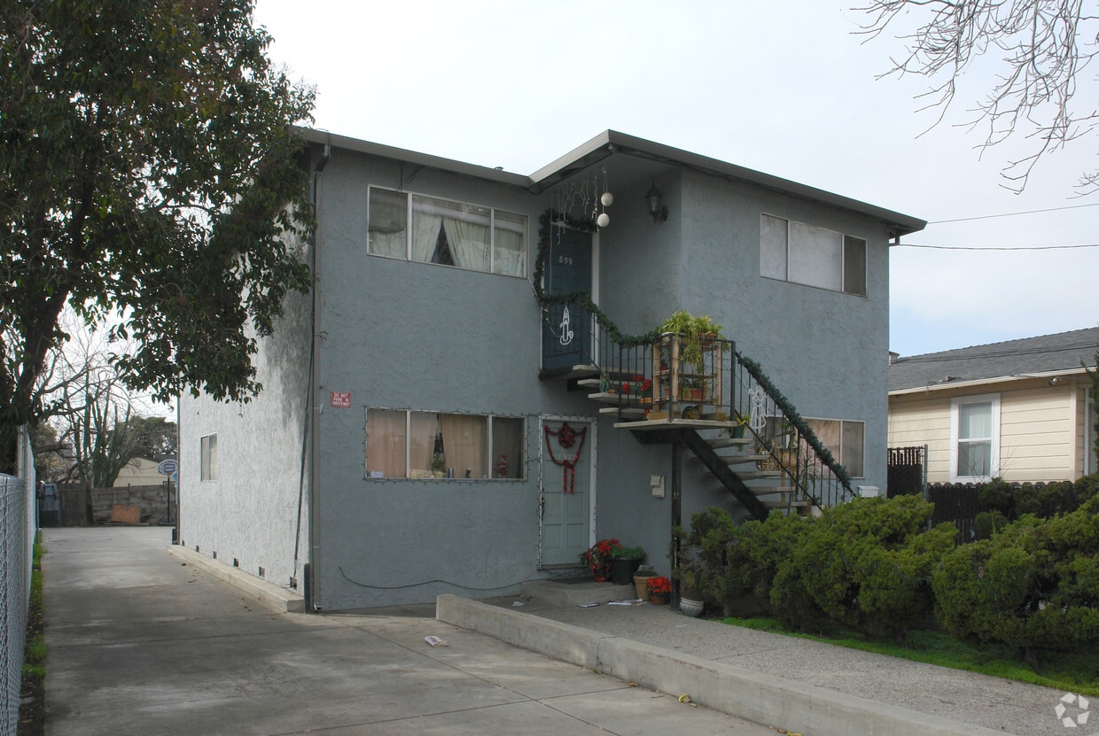 Primary Photo - 857-859 N 12th St