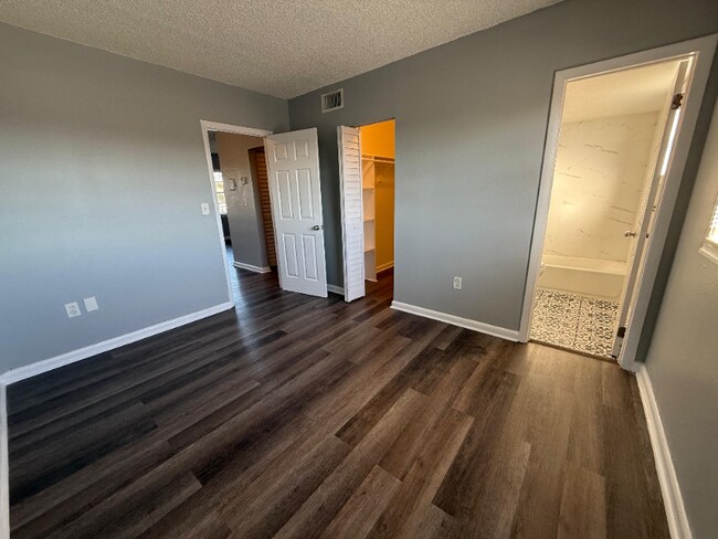 Foto del edificio - 2605 NW 135th St