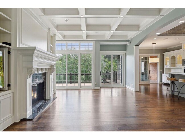 Building Photo - 27985 Smithtown Rd