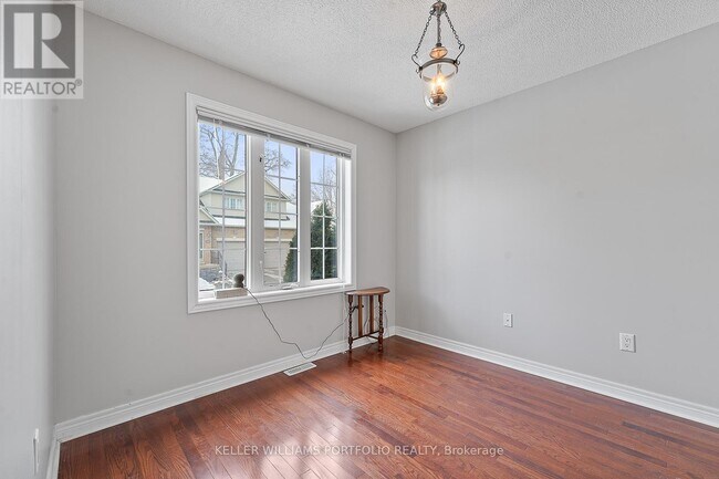 Building Photo - 249 Morrish Rd