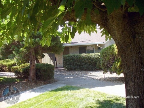 Building Photo - 275 Hilltop Dr