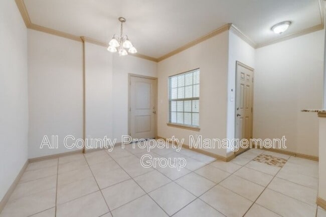 Photo - 1579 Cozy Drive Apartment