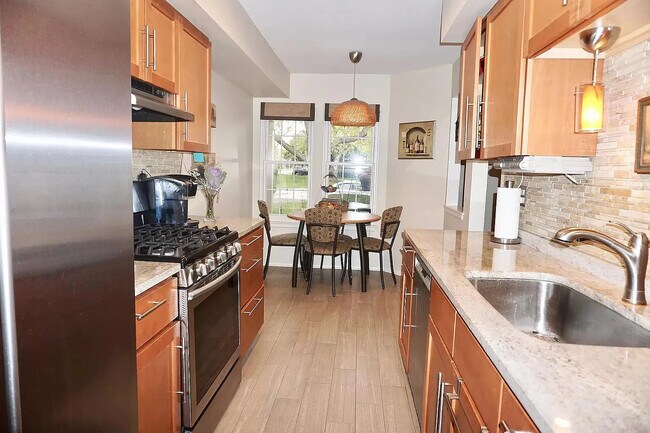 Foto del edificio - 1257 N Wellington Ct