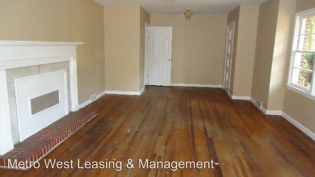 Building Photo - 1622 Maple St