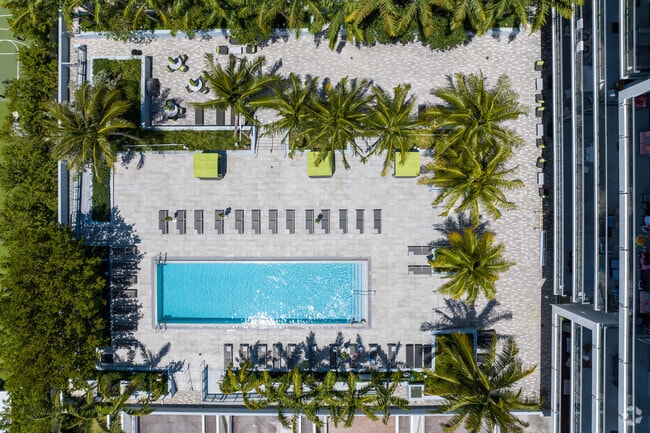 Building Photo - Aventura Parksquare Residences