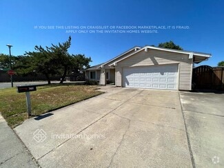 Building Photo - 7401 Blackthorne Way