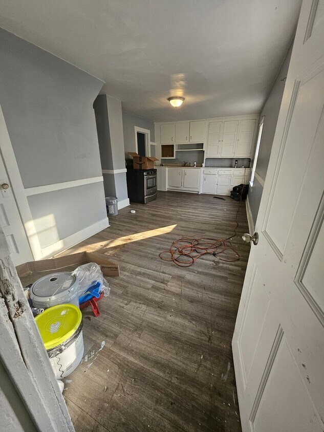 Foto principal - 453 W 17th St