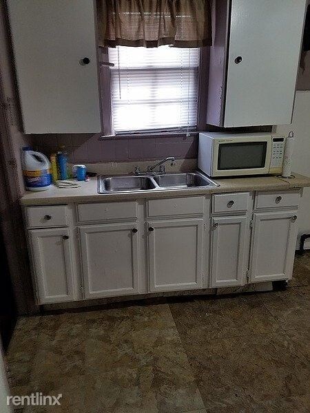 Foto del edificio - 2 br, 1 bath House - 20438 Russell Street 1