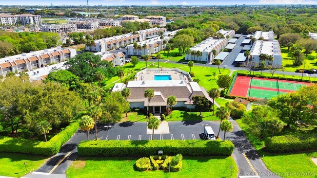 Foto del edificio - 2975 SW 22nd Ave