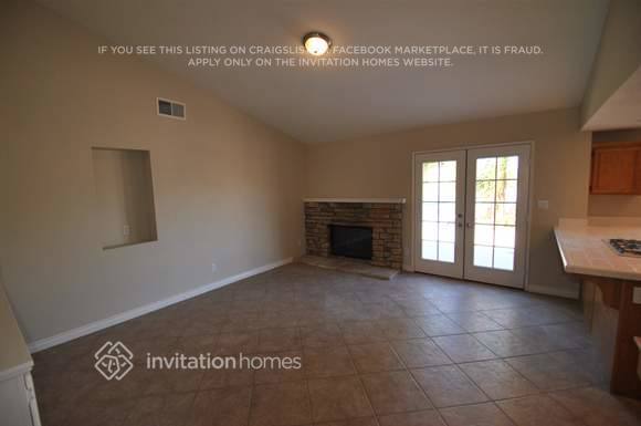 Foto del edificio - 5017 Castle Pine Ct