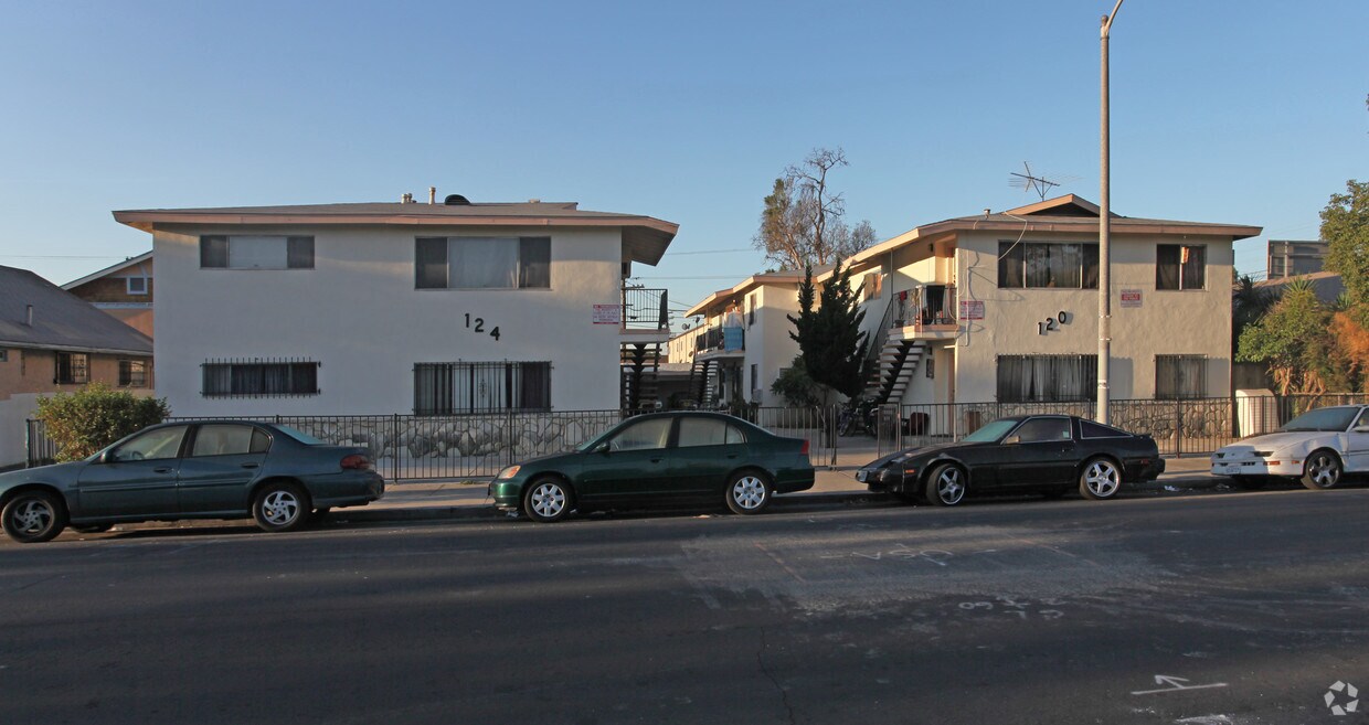 Building Photo - 120-124 E Avenue 40
