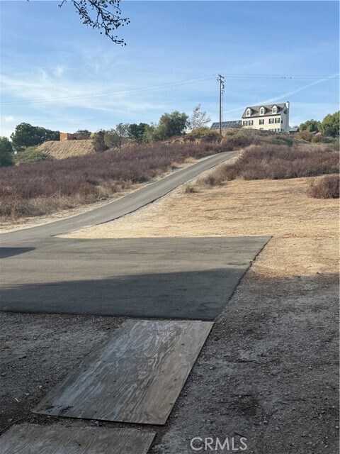 Foto del edificio - 45492 Sleepy Hollow Ln