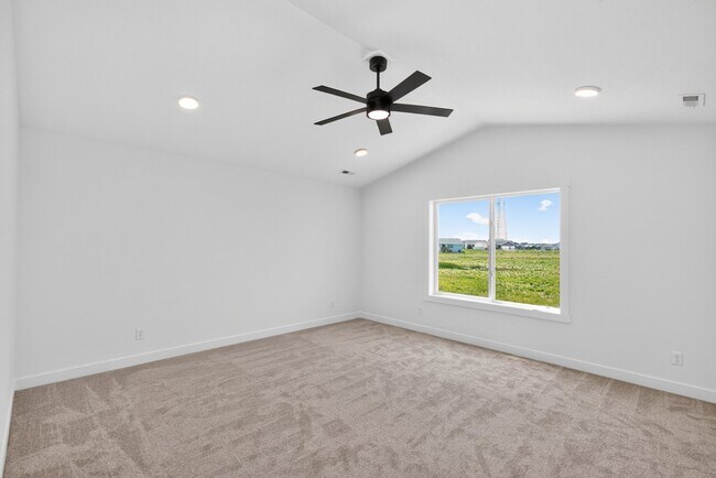 Foto del edificio - 1100 NW Sproul Dr