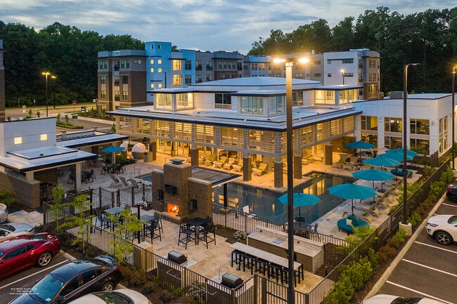 Building Photo - Lumen Apartments