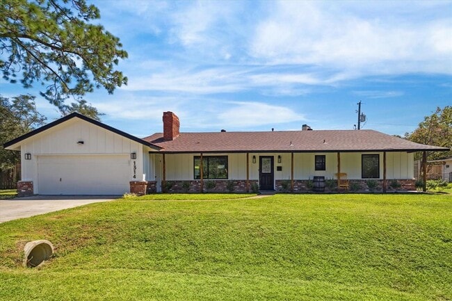Foto del edificio - 1314 Bridle Spur Ln