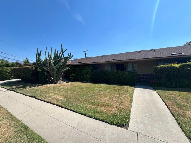 Foto del edificio - 2410 N Angus St