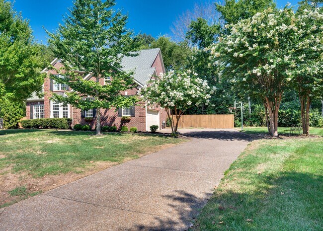 Foto del edificio - 6428 Holly Trace Ct