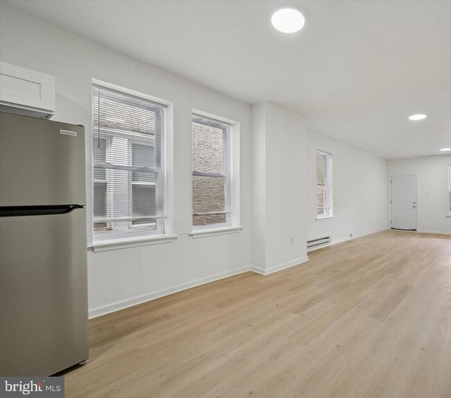 Building Photo - 142 N 53rd St