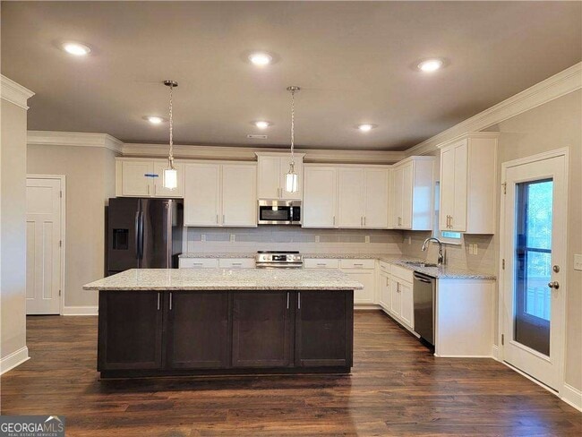 Foto del edificio - 1866 Castleberry Ln