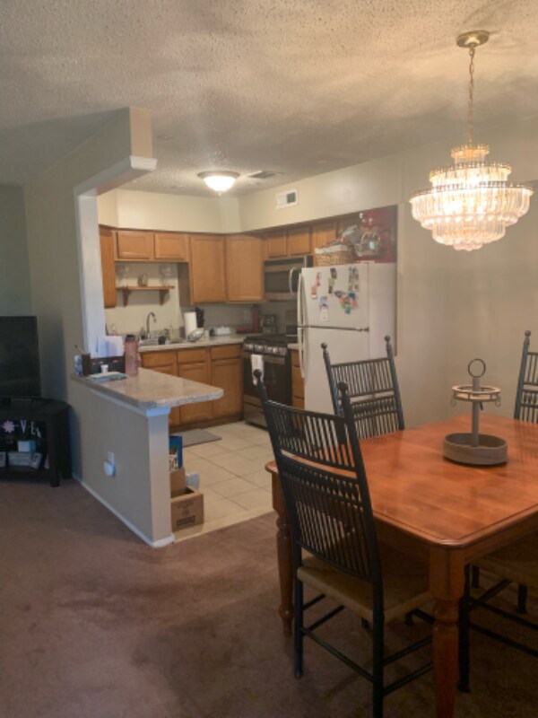 Foto principal - 411 N Stiles Ave