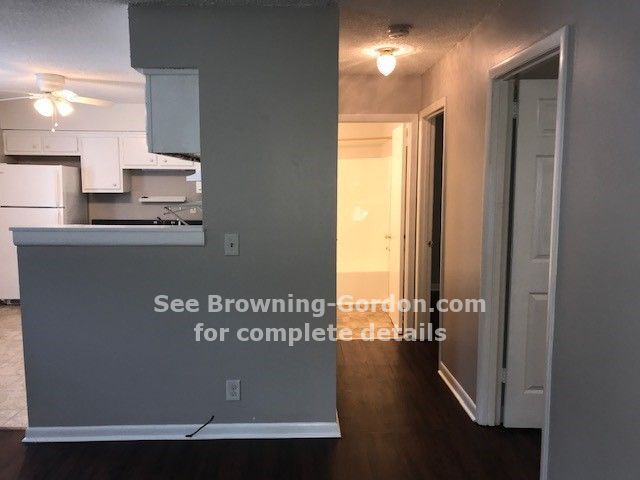 Building Photo - 3421 Elm Hill Pike
