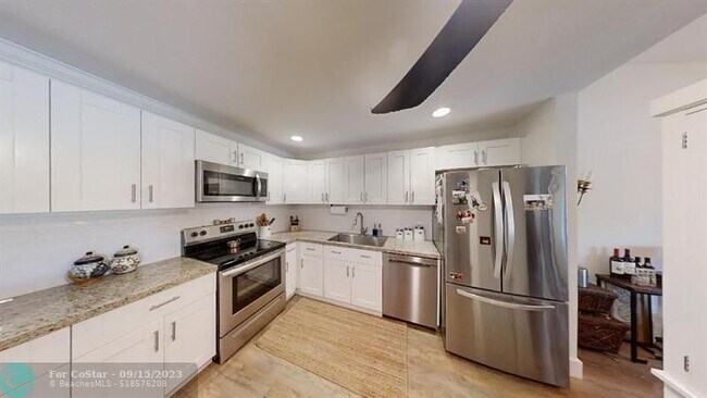 Foto del edificio - 5521 Coach House Cir