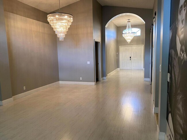 Foto del edificio - 6330 Harbour Oak Dr