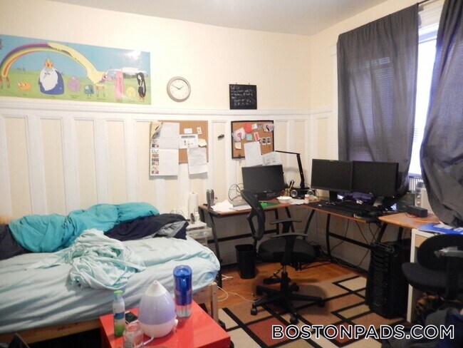 Foto del edificio - 447 Park Dr