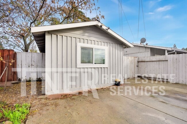 Foto del edificio - 2922 Walnut Ave