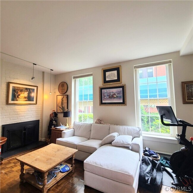 Foto del edificio - 1401 Floyd Ave