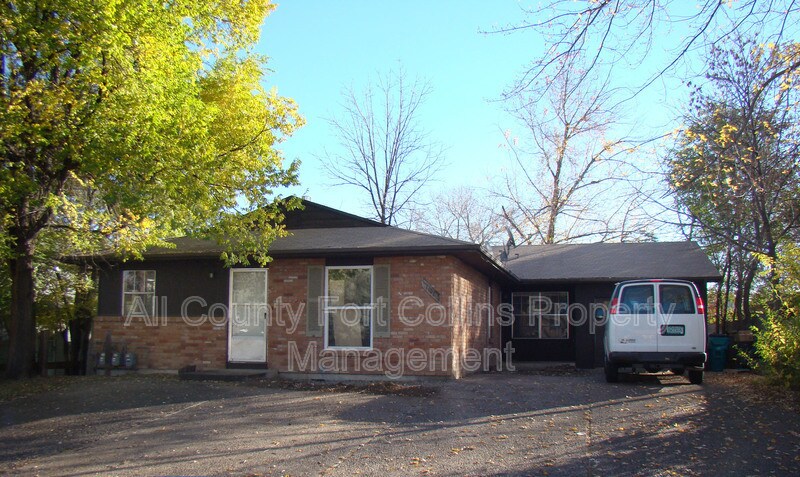 Primary Photo - 1108 Baker St