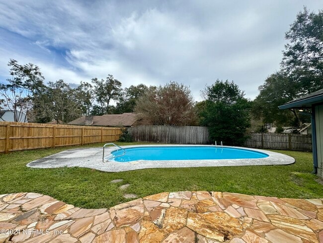 Building Photo - 2366 Oak Hammock Ln