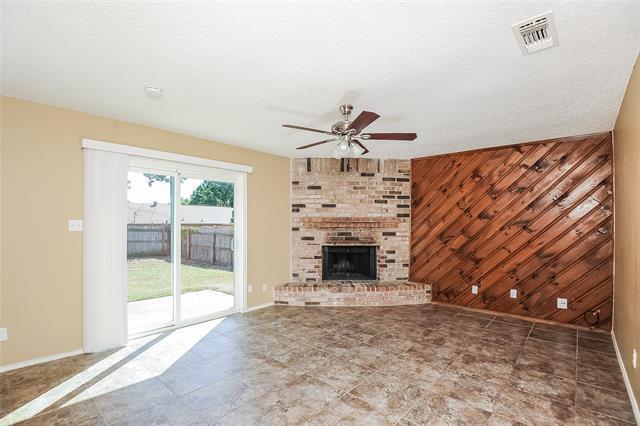 Foto del edificio - 4210 Maple Springs Dr