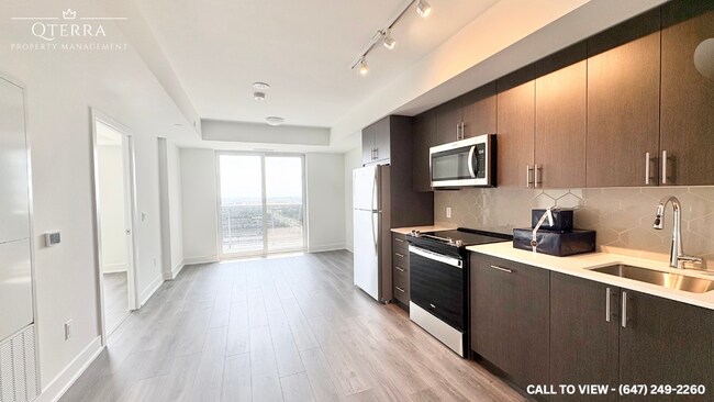 Photo du bâtiment - 2545 Simcoe St N