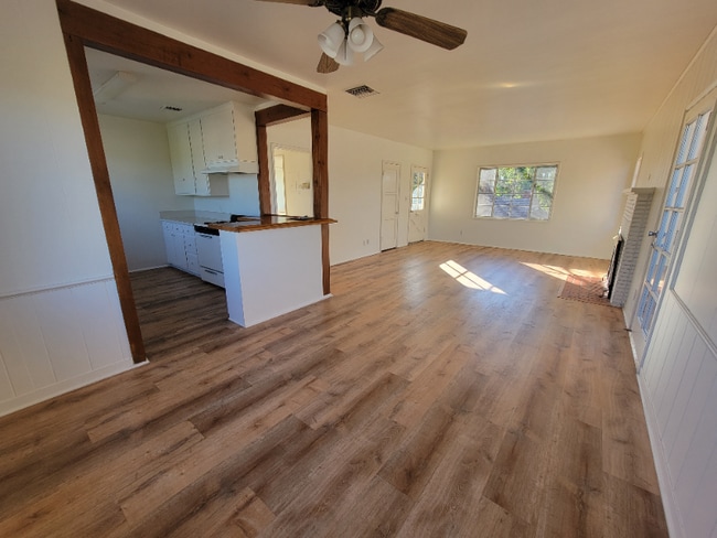 Building Photo - 7258 Allott Ave