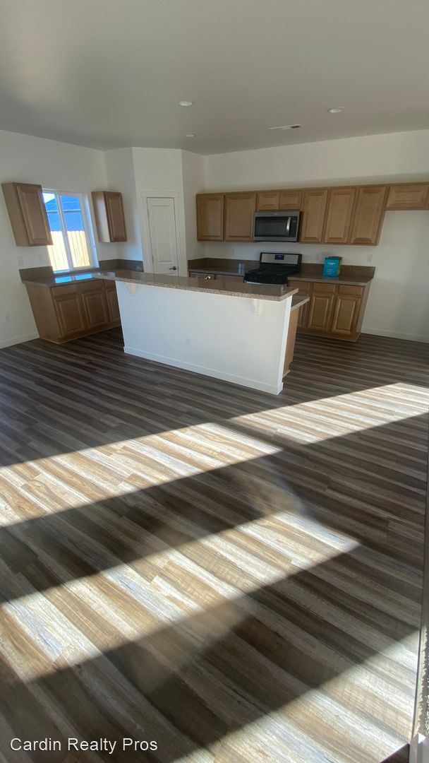 Foto del edificio - 4 br, 2 bath House - 4550 Madison Rd, Fern...