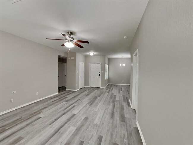 Building Photo - 1605 Katydid Ct