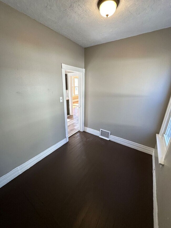 Foto del edificio - 3538-3540 N 2nd Ln - Duplex