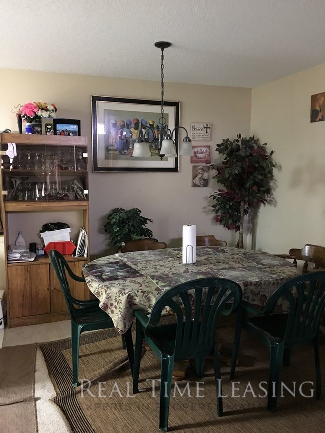 Foto del edificio - 3BR/1.5BA  Loft in Shakopee off Hwy 169