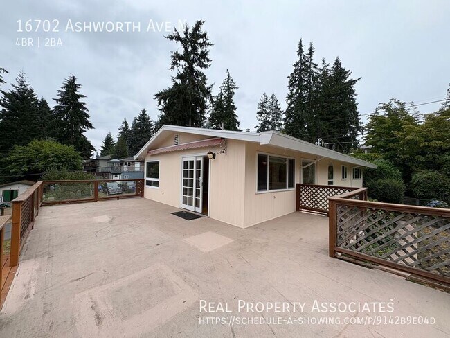 Foto del edificio - 16702 Ashworth Ave N